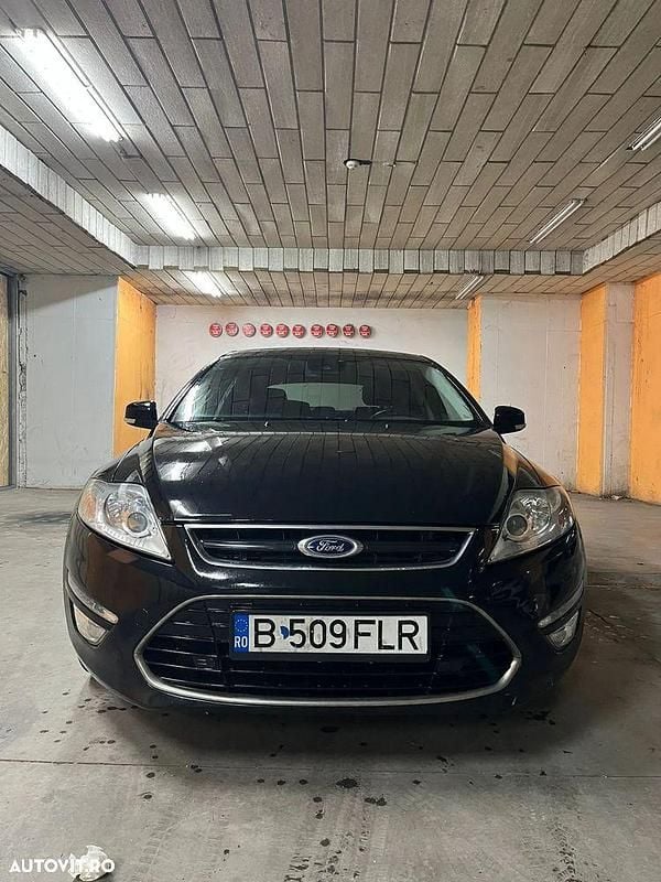 Second-hand Ford Mondeo 163 CP (119 kW) 2014 Culoarenegru Berlinǎ