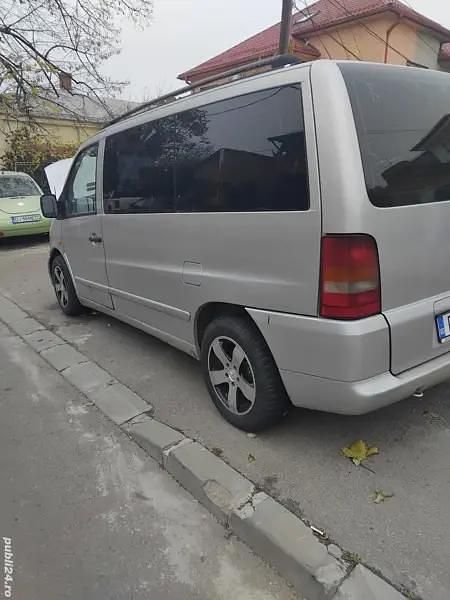 Second-hand Mercedes Vito 150 CP (110 kW) 2003 Van