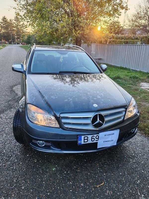 Utilizat 2009 Mercedes C220 Break | 4.000 EUR (Preț bun) - Imagine 1/4