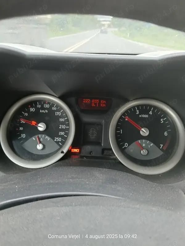 Utilizat 2005 Renault Mégane II Break | 1.000 EUR (Preț bun) - Imagine 1/4