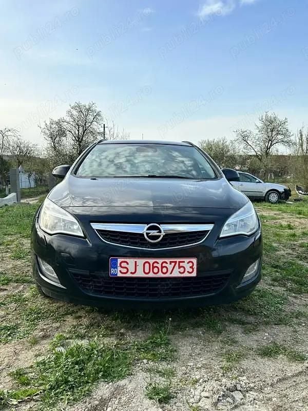 Second-hand Opel Astra 125 CP (91 kW) 2011 Break