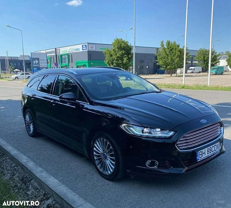Culoarenegru Utilizat 2016 Ford Mondeo Titanium Break | 7.650 EUR (Preț bun) - Imagine 1/4