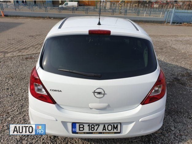 Second-hand Opel Corsa 85 CP (62 kW) 2010 Alb Hatchback