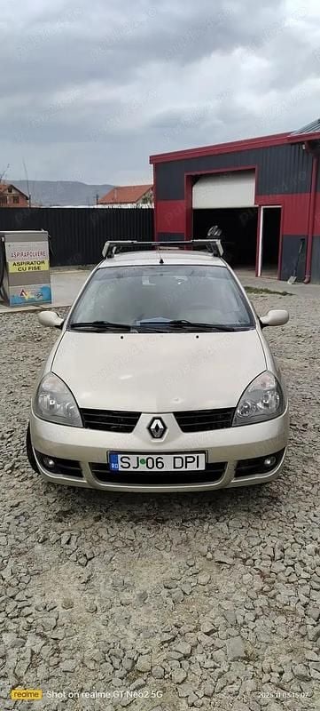 Bej Utilizat 2008 Renault Clio II Berlinǎ | 1.200 EUR (Super Preț) - Imagine 1/4