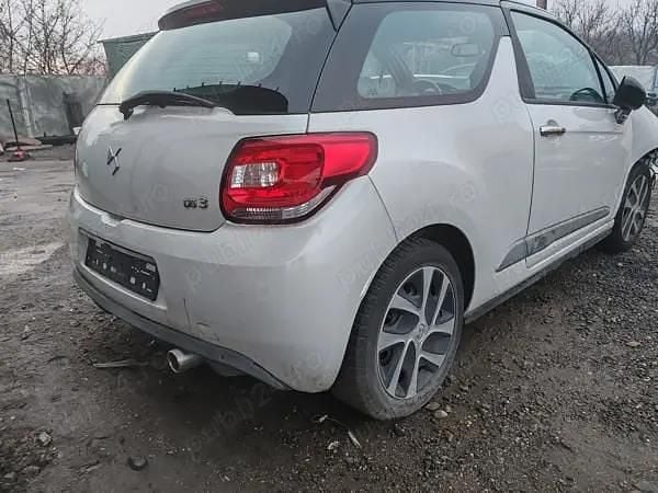 Second-hand DS Automobiles DS3 82 CP (60 kW) 2016 Hatchback