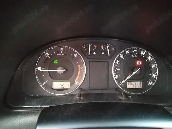 Second-hand Skoda Superb 160 CP (117 kW) 2007 Berlinǎ