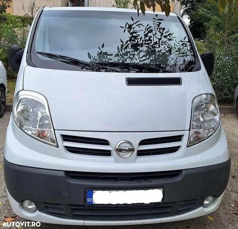 Culoarealb Utilizat 2012 Nissan Primastar Premium Edition Monovolum | 5.300 EUR - Imagine 1/4