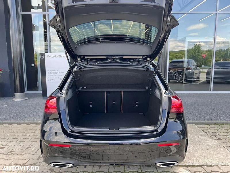 Second-hand Mercedes A200 163 CP (119 kW) 2024 Culoarenegru Hatchback