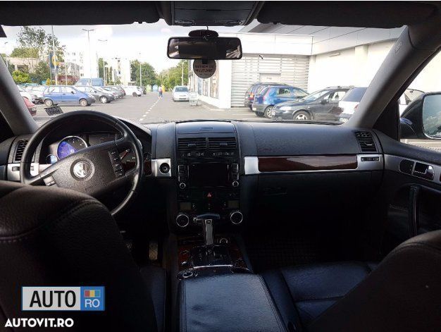 Second-hand VW Touareg 240 CP (176 kW) 2008 Gri SUV