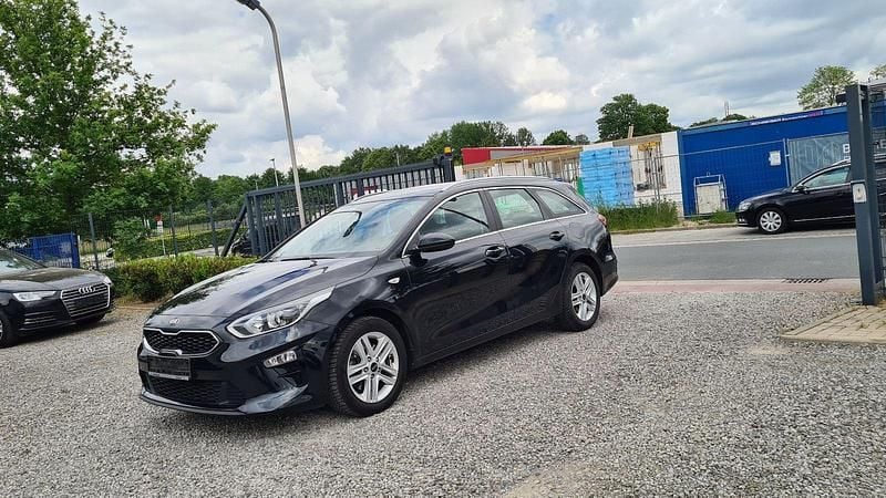 Utilizat 2021 Kia Ceed Sportswagon Vision Break | 16.449 EUR (Preț OK) - Imagine 1/1