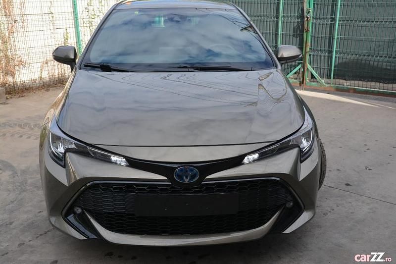 Utilizat 2019 Toyota Corolla Hybrid Hatchback | 15.500 EUR (Preț OK) - Imagine 1/4