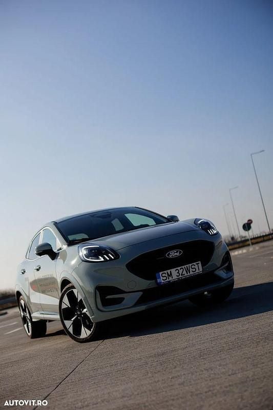 Culoaregri Nouă 2024 Ford Puma Gen-E ST-Line X SUV | 25.500 EUR (Preț bun) - Imagine 1/4
