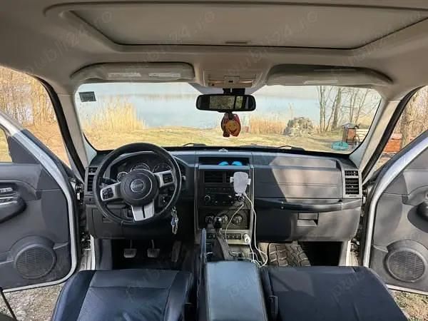 Utilizat 2013 Jeep Cherokee SUV | 9.800 EUR - Imagine 1/4