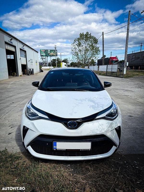Culoarealb Second-hand 2021 Toyota C-HR SUV | 23.000 EUR (Puțin scump) - Imagine 1/4