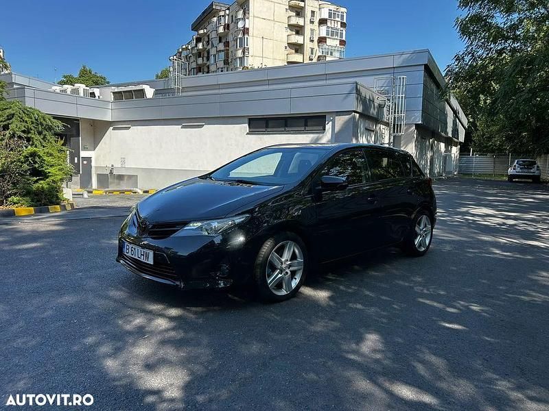 Culoarenegru Utilizat 2014 Toyota Auris Luna Hatchback | 6.800 EUR (Preț OK) - Imagine 1/4
