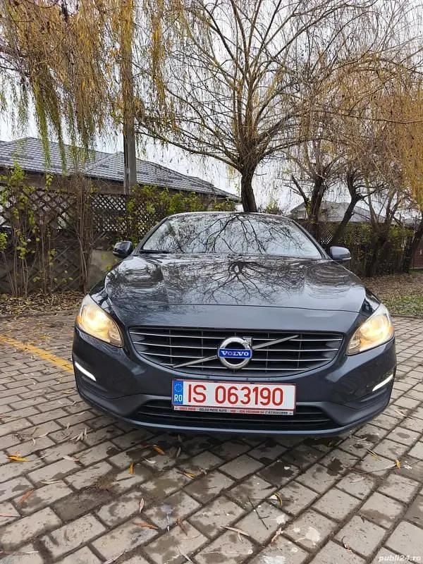 Second-hand Volvo V60 181 CP (133 kW) 2014 Gri Break