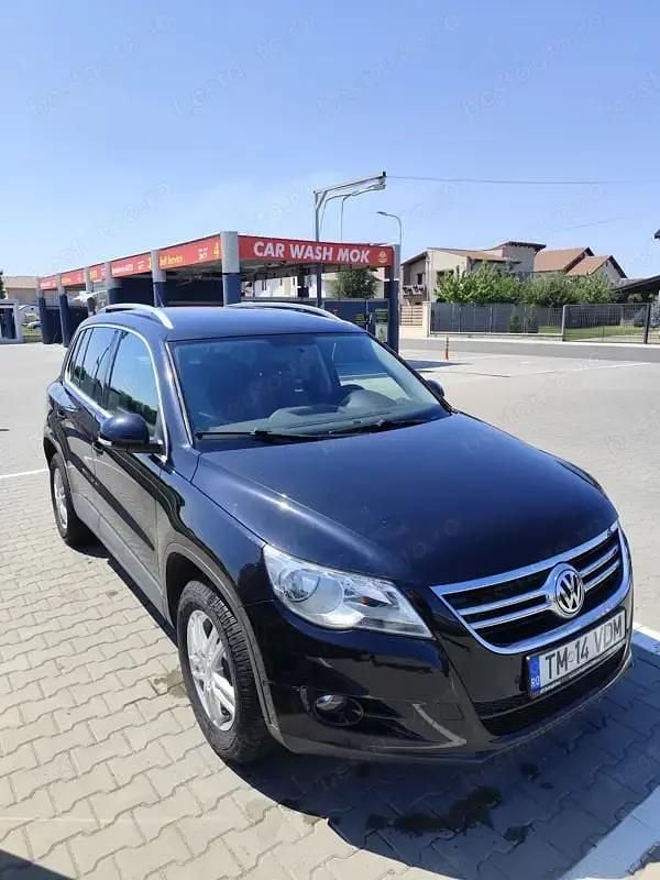Negru Utilizat 2011 VW Tiguan Sportline SUV | 7.900 EUR (Super Preț) - Imagine 1/4