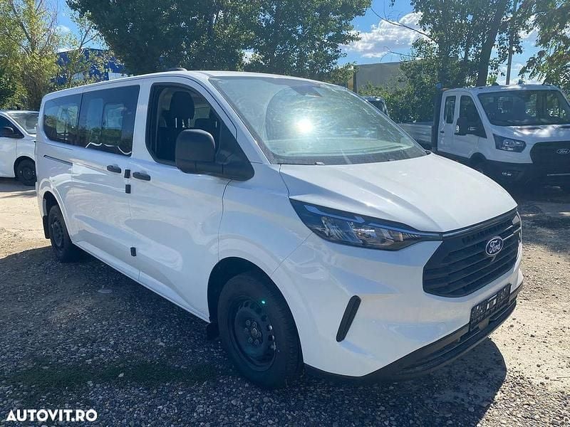 Nouă Ford Transit Custom 136 CP (100 kW) 2025 Culoarealb Monovolum
