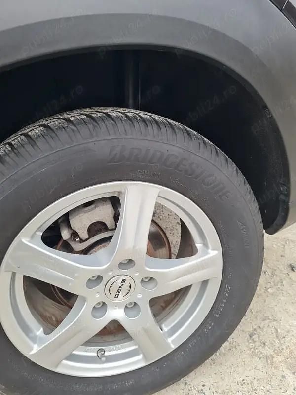 Second-hand Suzuki SX4 S-Cross 128 CP (94 kW) 2023 Negru SUV