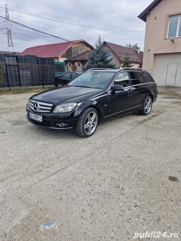Utilizat 2010 Mercedes 220 Break | 3.999 EUR - Imagine 1/4