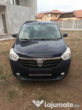 Utilizat 2013 Dacia Lodgy Monovolum | 3.690 EUR (Preț bun) - Imagine 1/4