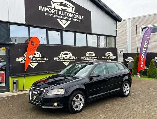 Negru Utilizat 2009 Audi A3 Ambiente Hatchback | 5.299 EUR (Preț OK) - Imagine 1/4
