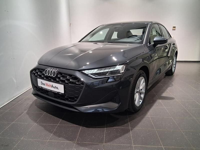 Nouă Audi A3 150 CP (110 kW) 2026 Gri mediu  normal