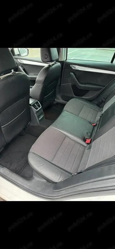 Second-hand Skoda Octavia 150 CP (110 kW) 2016 Alb Hatchback