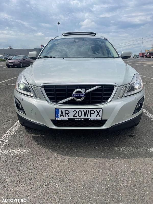 Culoaregri Second-hand 2010 Volvo XC60 SUV | 8.880 EUR (Preț OK) - Imagine 1/4