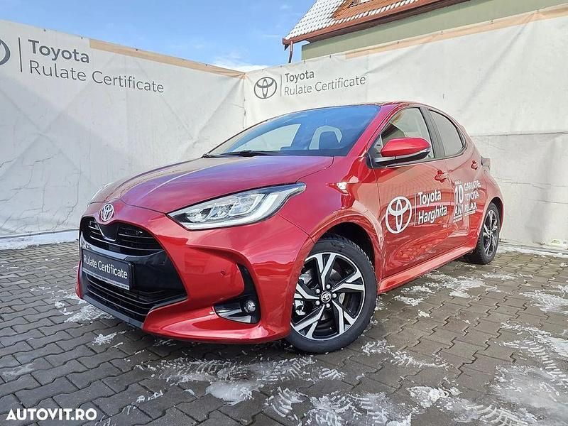 Culoarerosu Utilizat 2025 Toyota Yaris Hybrid Hatchback | 23.499 EUR (Preț OK) - Imagine 1/4