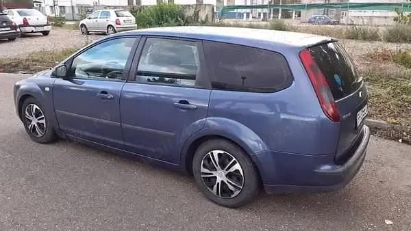 Utilizat 2006 Ford Focus Break | 800 EUR (Preț bun) - Imagine 1/4