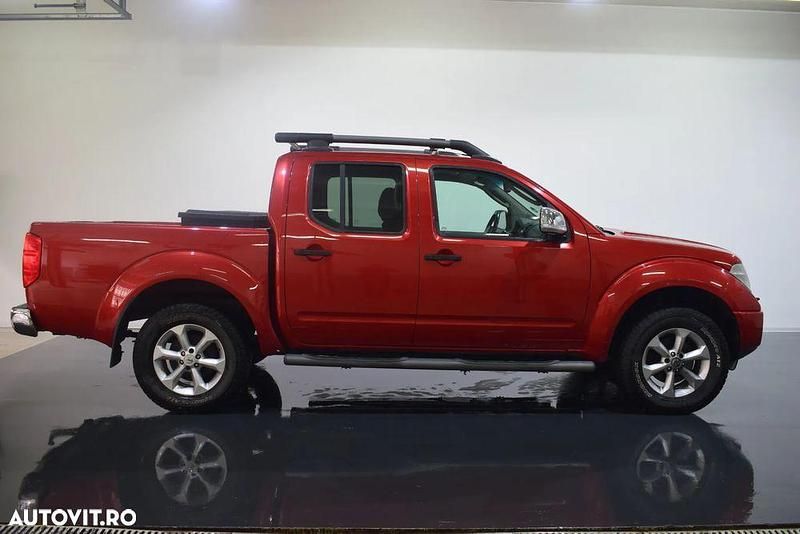 Second-hand Nissan Navara Comfort 171 CP (125 kW) 2007 Culoarerosu Pickup