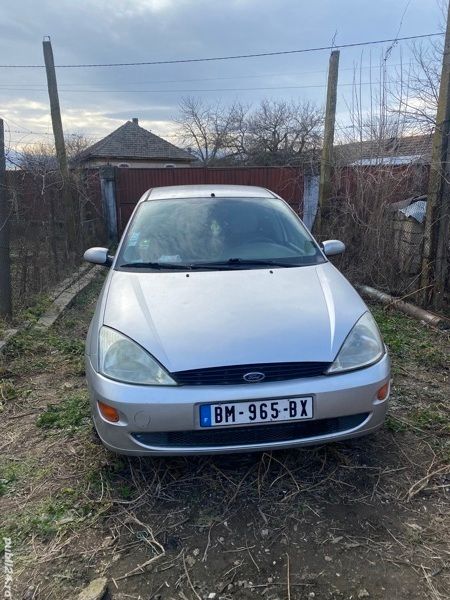 Utilizat 2000 Ford Focus Break | 700 EUR (Preț bun) - Imagine 1/4