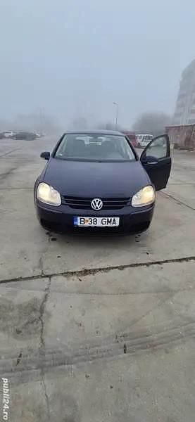 Albastru Utilizat 2005 VW Golf V SE Hatchback | 2.490 EUR (Preț OK) - Imagine 1/4
