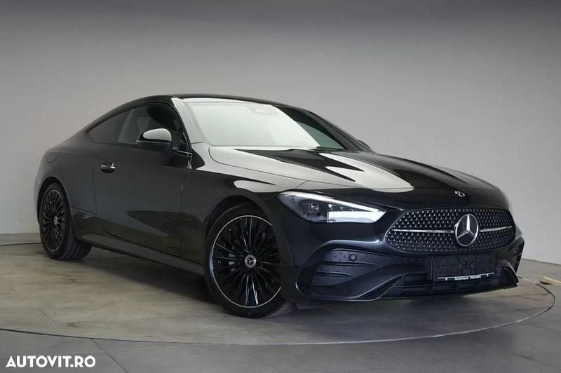 Culoarenegru Utilizat 2024 Mercedes CLE300 AMG line Coupe | 57.000 EUR - Imagine 1/4