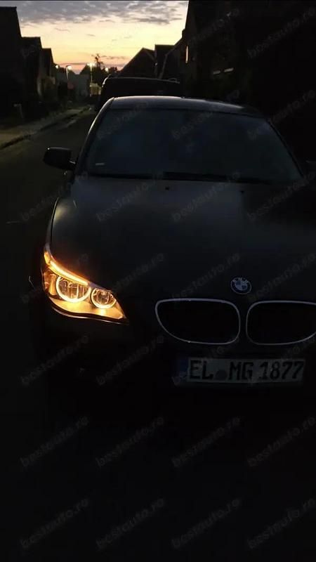 Second-hand BMW 520 170 CP (125 kW) 2005 Berlinǎ