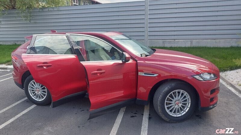 Second-hand Jaguar F-Pace Prestige 180 CP (132 kW) 2017 Rosu SUV