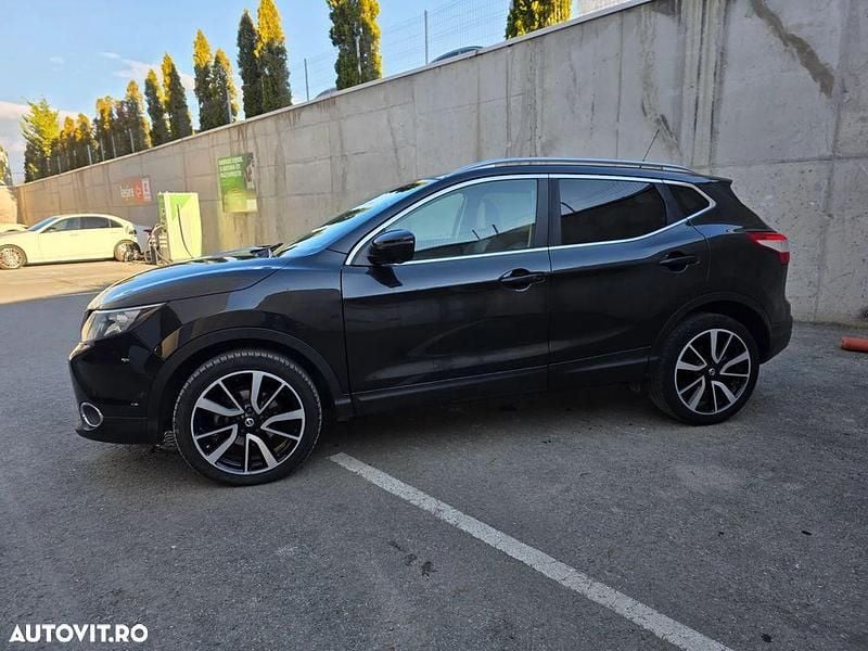 Second-hand Nissan Qashqai Tekna+ 130 CP (95 kW) 2017 Culoarenegru SUV
