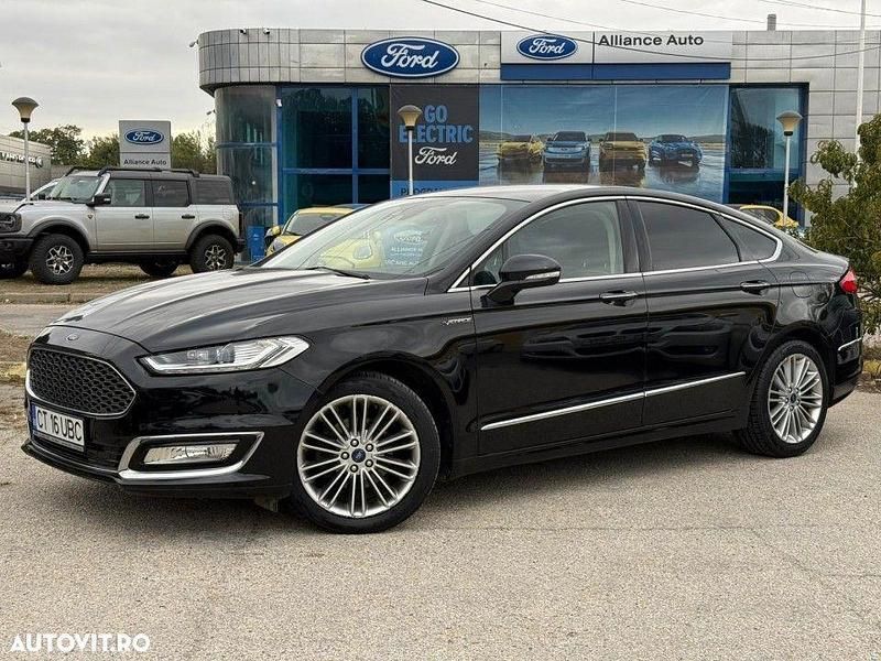 Culoarenegru Utilizat 2016 Ford Mondeo Berlinǎ | 14.590 EUR (Scump) - Imagine 1/4