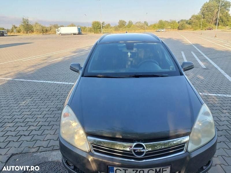 Culoaregri Utilizat 2009 Opel Astra Break | 2.000 EUR (Preț bun) - Imagine 1/4