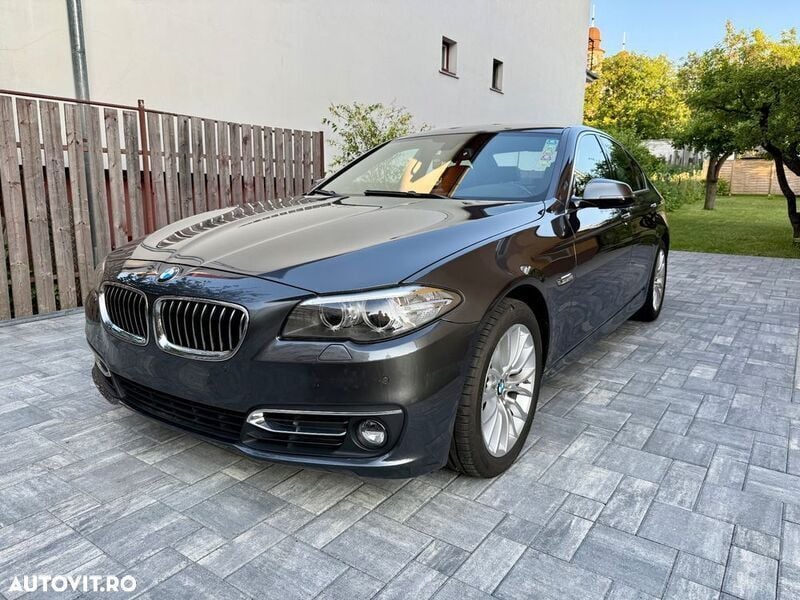 Gri Utilizat 2016 BMW 520 Luxury Line Berlinǎ | 17.500 EUR (Preț bun) - Imagine 1/4
