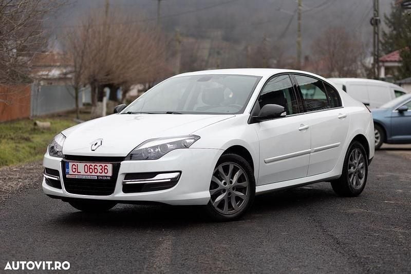 Second-hand Renault Laguna III Expression 110 CP (80 kW) 2014 Culoarealb Berlinǎ