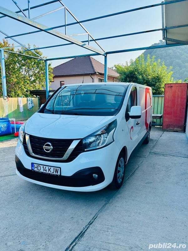 Alb Utilizat 2018 Renault Trafic Monovolum | 12.388 EUR (Preț bun) - Imagine 1/4