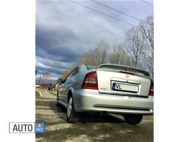 Argintiu Utilizat 2002 Opel Astra Coupe | 1.100 EUR (Super Preț) - Imagine 1/4