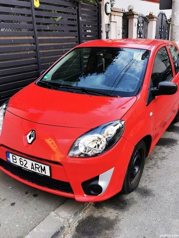 Utilizat 2011 Renault Twingo Hatchback | 2.150 EUR - Imagine 1/4