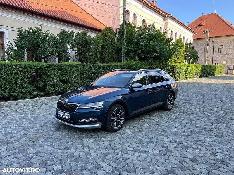 Albastru Utilizat 2020 Skoda Superb Break | 20.250 EUR (Scump) - Imagine 1/4