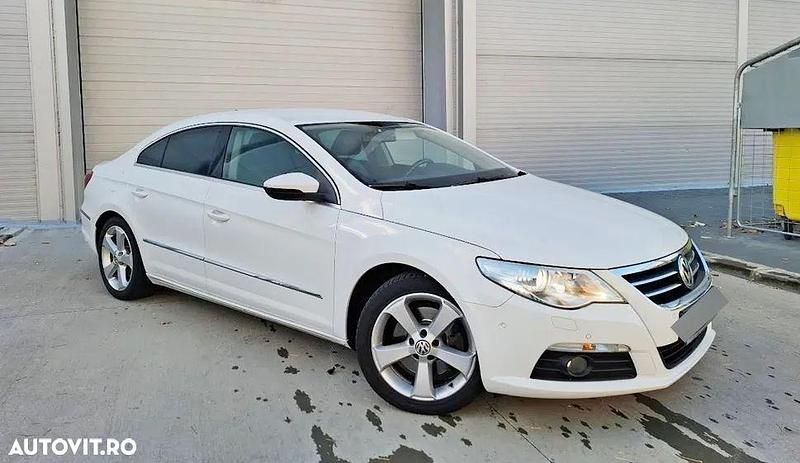 Culoarealb Utilizat 2011 VW Passat Exclusive Berlinǎ | 7.590 EUR (Preț OK) - Imagine 1/4