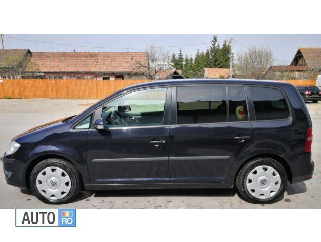Negru metalizat Utilizat 2008 VW Touran Monovolum | 4.850 EUR (Preț OK) - Imagine 1/4