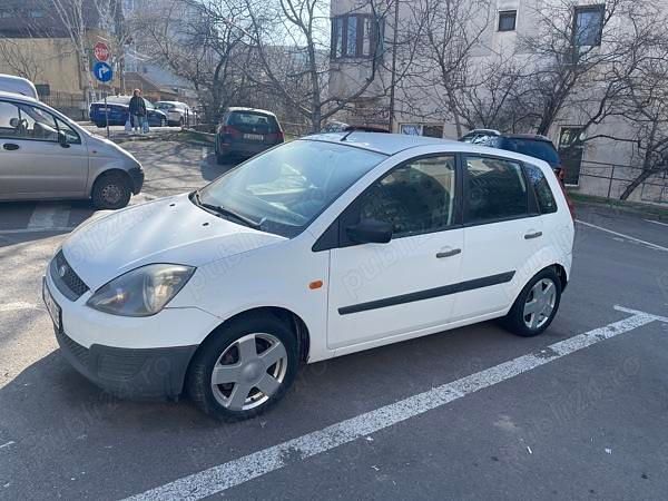 Second-hand Ford Fiesta 68 CP (50 kW) 2008 Alb Hatchback