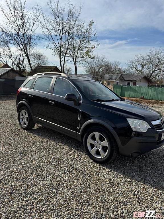Utilizat 2007 Opel Antara SUV | 3.900 EUR - Imagine 1/4
